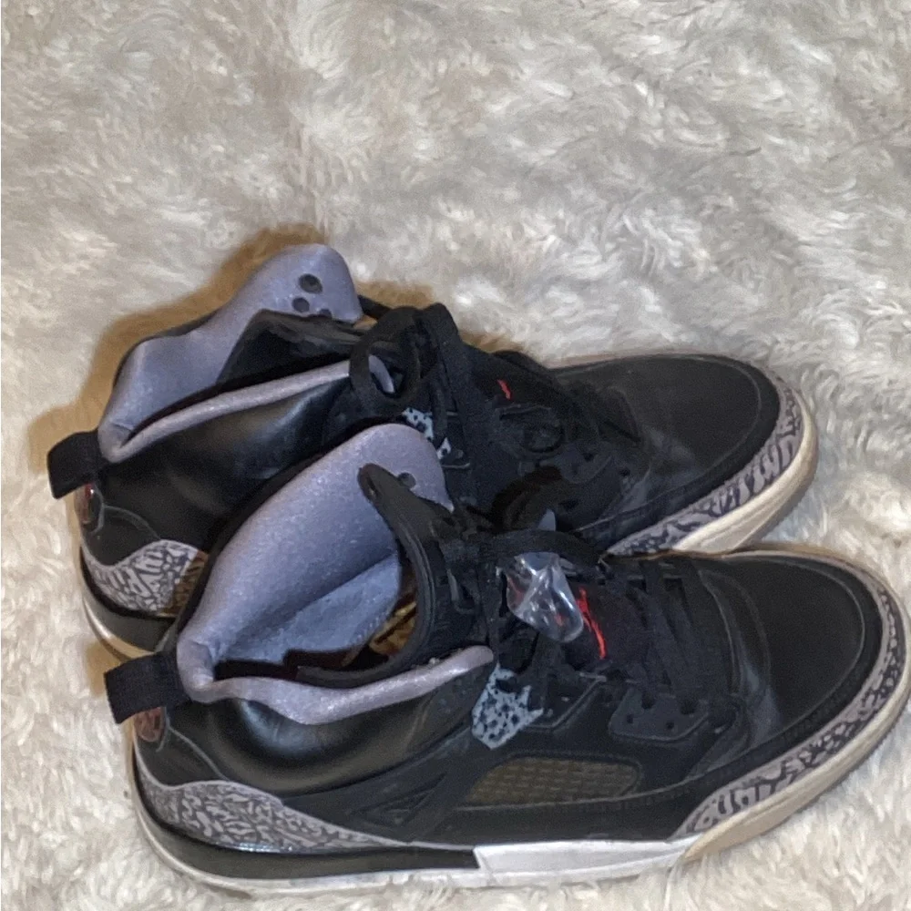 Jordan spizike black 313371-034 sneakers size 9.5